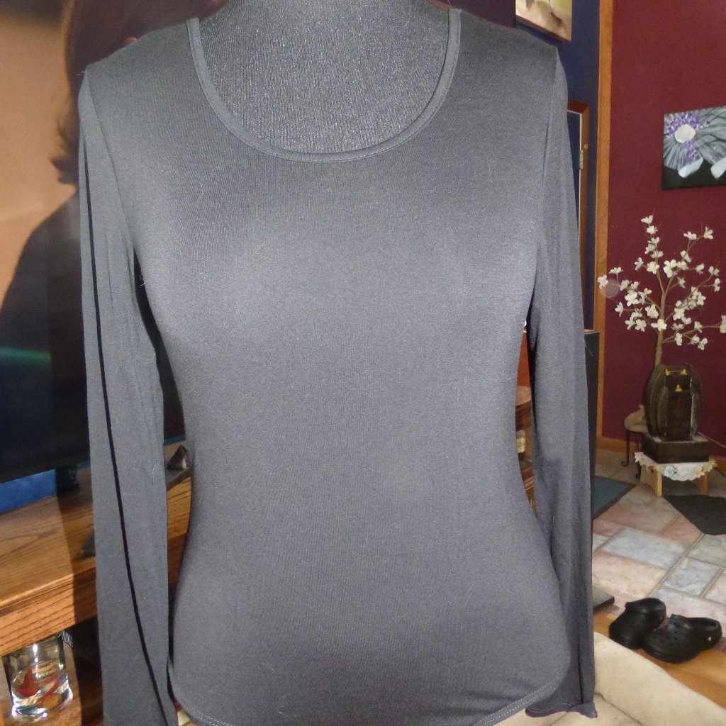 Goth Vampire Wicca Eyeshadow Black Long Sleeve Bodysuit 2 Snap Button Xl